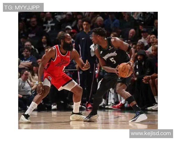 快船遭森林狼18分逆转：哈登34+5+6丢扳平三分 总分升历史第十