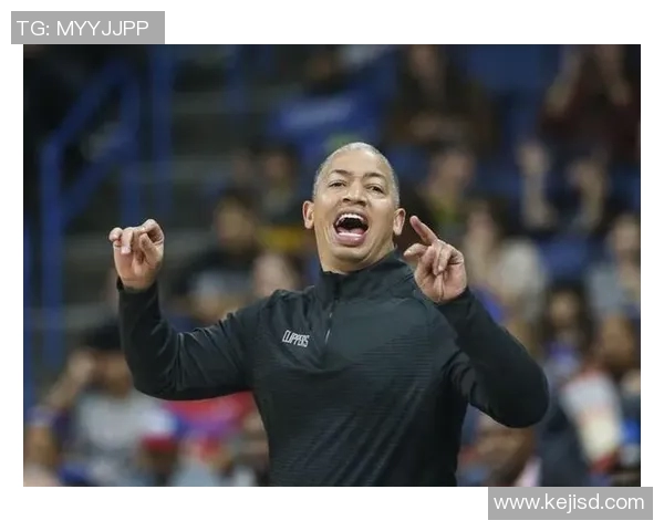 卢谈快船状态：否认疲软，强调努力常在