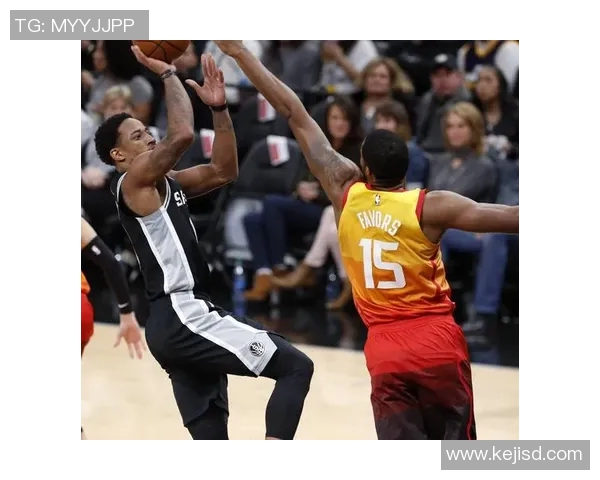 爵士战马刺伤病报告：埃斯·贝利因伤缺阵，老将乐福轮休